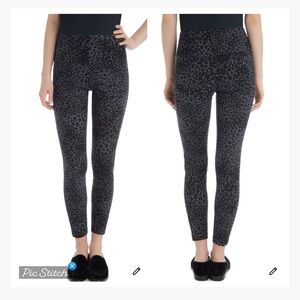 Lysse Toothpick Gray Black Leopard Leggings